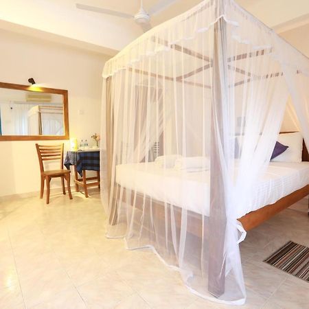 Dock Holiday Guest House Unawatuna Luaran gambar