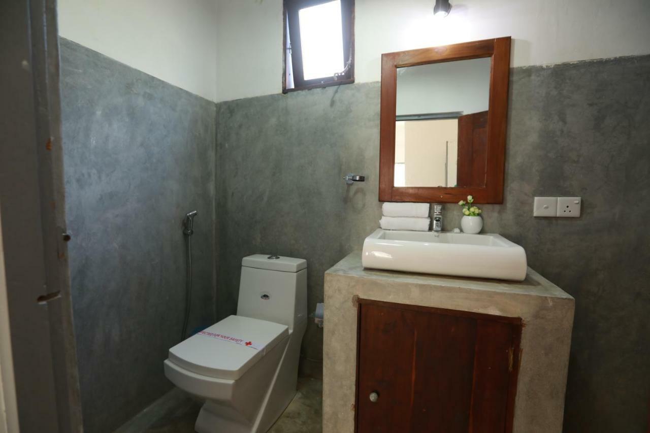 Dock Holiday Guest House Unawatuna Luaran gambar